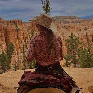 Meet your Posher, Karlie